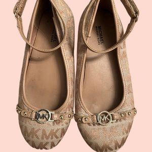 Girls Michael kors flats